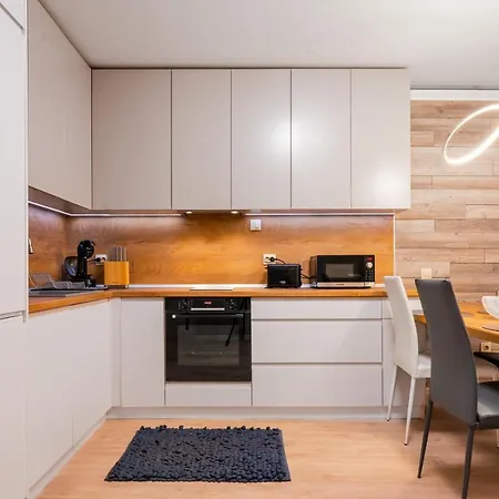 Urban Elegance At Its Finest Stylish 1-bd Flat By Flat Mаnager Sofia