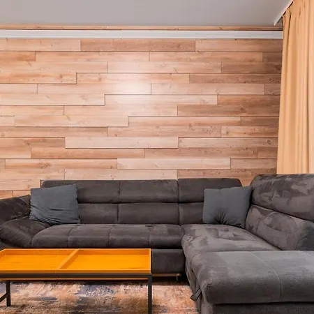 Urban Elegance At Its Finest Stylish 1-bd Flat By Flat Mаnager Sofie